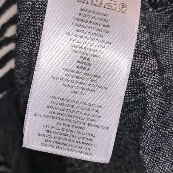 1 MICHAEL KORS BLACK & WHITE TOP - Picture 6 of 7